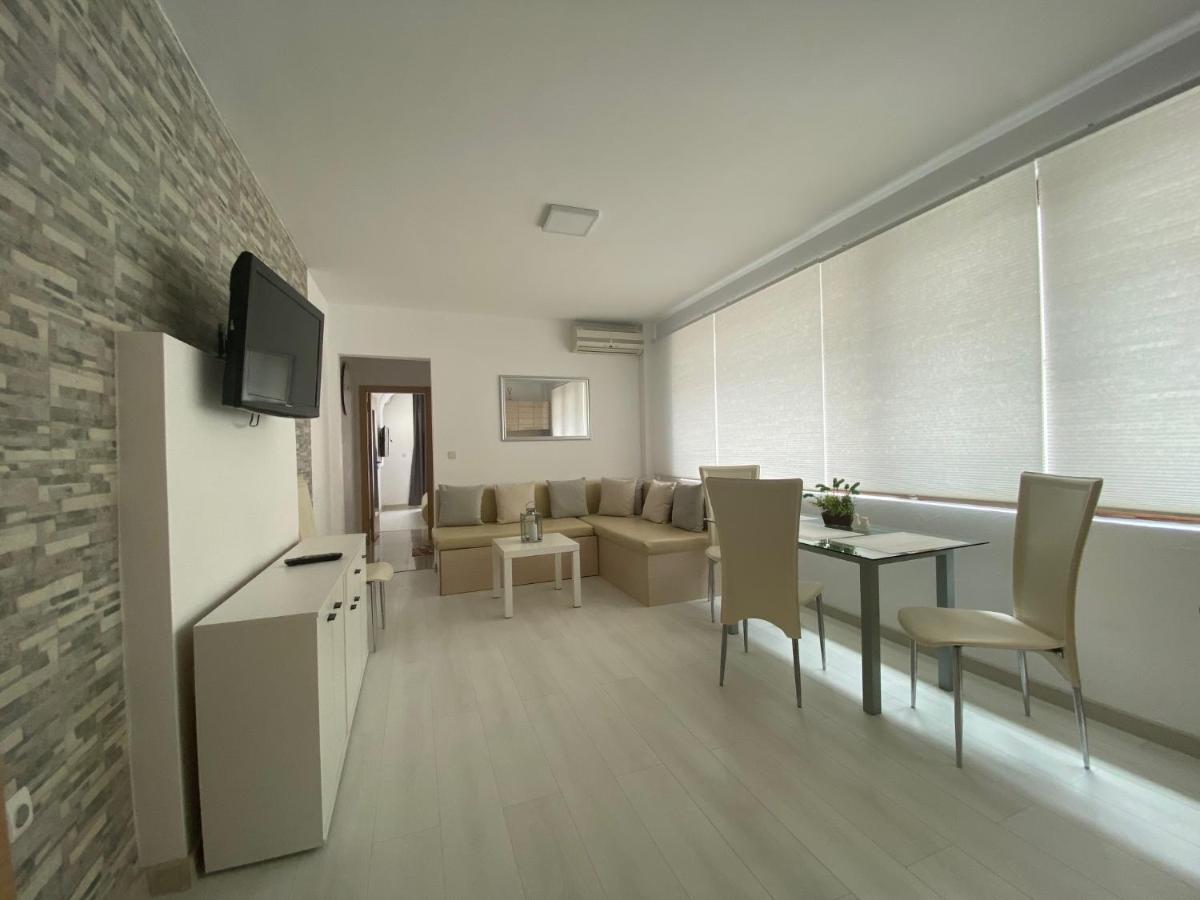 Villa Itta 05 Apartment Pantai Sunny Bagian luar foto